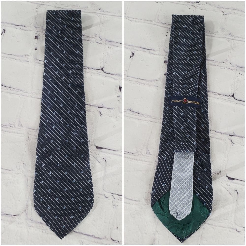 🔺️Vintage Tommy Hilfiger Blue Silk Necktie